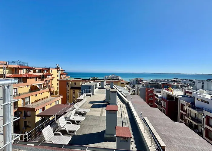 Sea Breeze With Balcony In