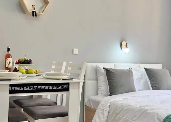 Апартаменты Sea Breeze With Balcony In Свети-Влас