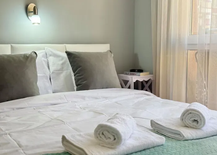 Апартаменты Sea Breeze With Balcony In
