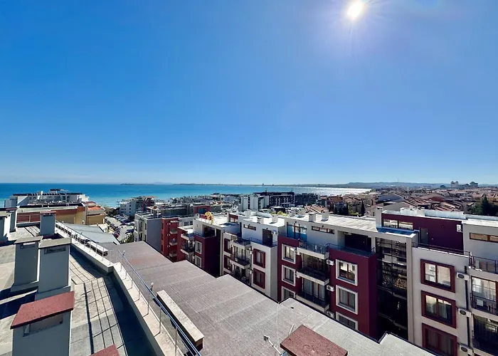 Sea Breeze With Balcony In Apartment *